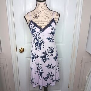 NWT La Vie En Rose Women's Chemise Nightie Purple Blue Floral Lace Trim Size S